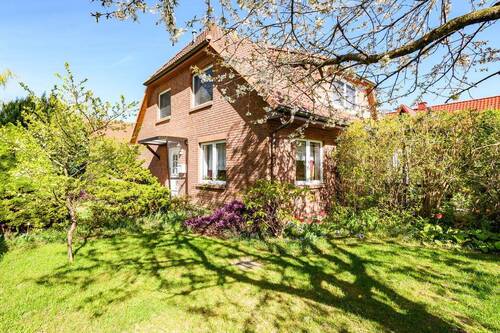 Bild 1 - Einfamilienhaus in Ostseenähe von privat zu verkaufen