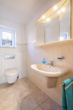 WC (EG) - 