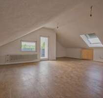 Helle 2-Zimmer-Wohnung mit Balkon über den Dächern Göppingens - sofort bezugsfrei!