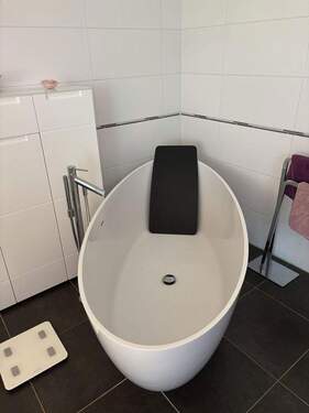 freistehende Badewanne - 