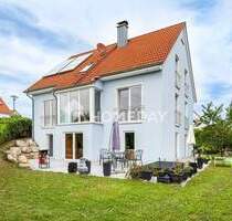 Modernes Einfamilienhaus mit Einliegerwohnung in Hanglage und tollem Ausblick - Wolnzach Niederlauterbach