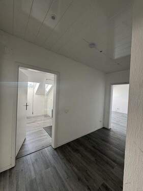 Bild 2 - 2 Zimmer Etagenwohnung zum Kaufen in Wallerfangen