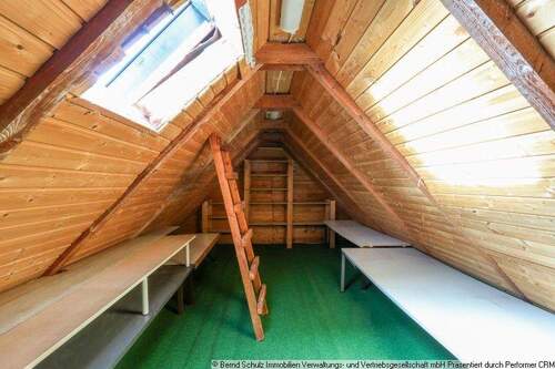 25 Spitzboden rechte Seite - 