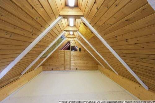 26 Spitzboden linke Seite - 