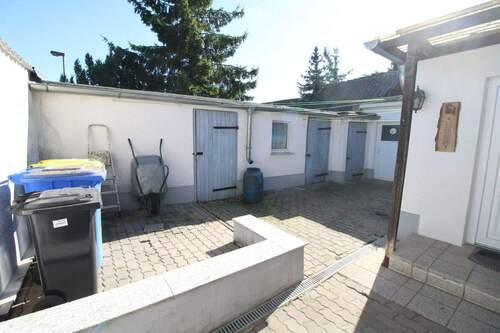 Innenhof - 5 Zimmer Einfamilienhaus in Bad Lauchstädt