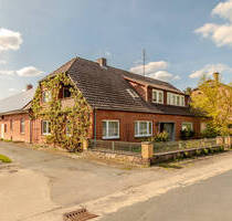 Idyllischer Resthof mit großzügigen Nebengebäuden in Ortsrandlage - Küsten / Göttien