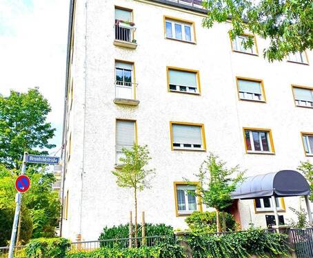 Ruhige Lage, Innenstadtnähe - 3 Zimmer Etagenwohnung zum Kaufen in Nürnberg