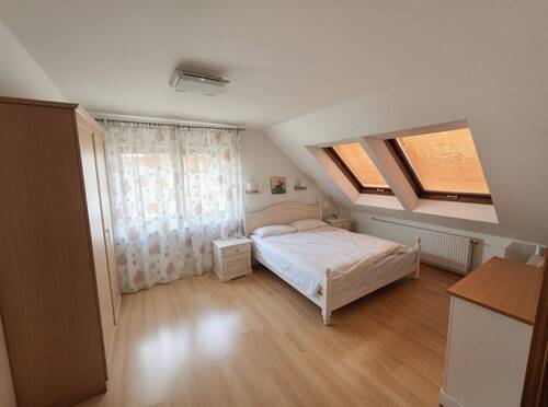 Schlafzimmer 1OG - 