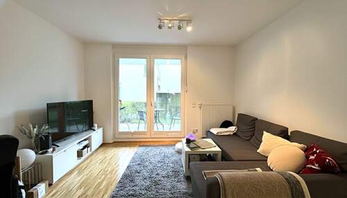 Wohnbereich - 2 Zimmer Etagenwohnung in Frankfurt am Main