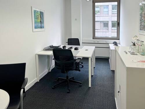 Kleinen Büro 3.jpg - 