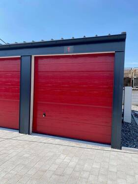 Garage Außenansicht - 