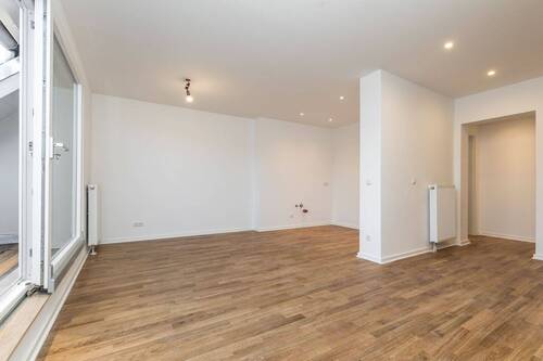 Wohn-/Essbereich - 2 Zimmer Etagenwohnung zum Kaufen in Leipzig