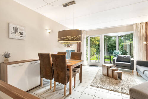 Wohnzimmer - 3 Zimmer Mehrfamilienhaus, Wohnhaus in Butjadingen