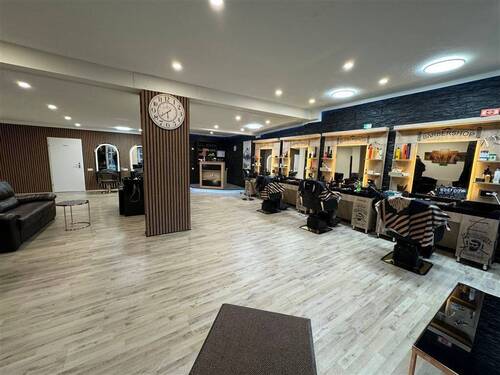 EG_Friseur-Salon - 5 Zimmer Einfamilienhaus in Schmallenberg