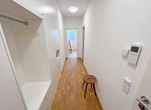 Flur - 1 Zimmer Etagenwohnung in Weinheim