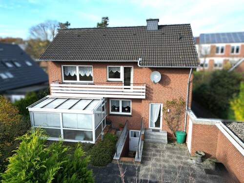 Bild 1 - Zweifamilienhaus mit Garten in ruhiger und gut angebundener Lage