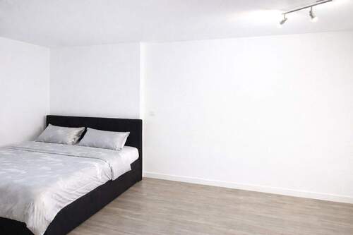 Schlafzimmer gross UG - 