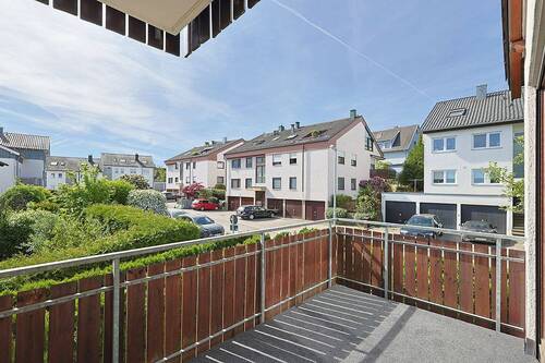 Großer Sonnenbalkon - 4 Zimmer Etagenwohnung in Filderstadt