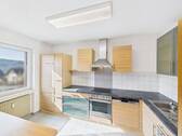 Haus links, EG: Küche (im KP inklusive) - 1 Zimmer Mehrfamilienhaus, Wohnhaus in Unterelsbach