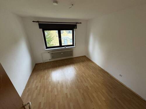 Schlafzimmer - Etagenwohnung mit 75,00 m&sup2; in Saarbrücken zur Miete