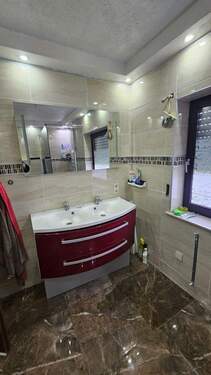 Teilansicht Bad OG (1).jpg - 