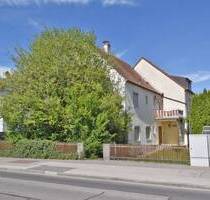 AIGNER - Großzügiges Grundstück mit Altbestand in Freising - Lerchenfeld