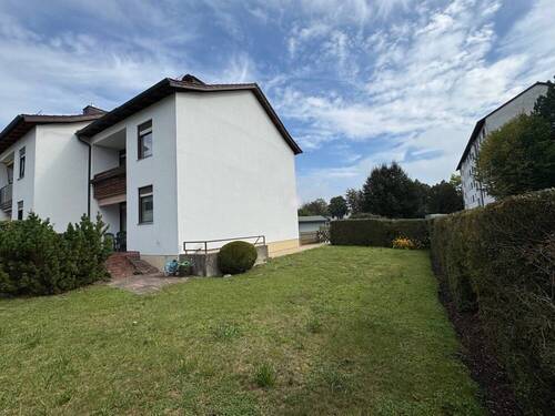 Hausansicht - Reihenendhaus mit 91,00 m² in Landshut zum Kaufen