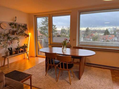 Beispiel Esszimmer - Etagenwohnung mit 95,00 m&sup2; in München zur Miete