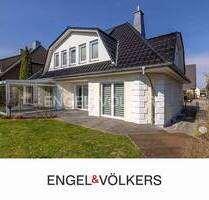 Ein Zuhause zum Ankommen: Modernes Einfamilienhaus mit 305 m² Wohn- und Nutzfläche in begehrter Lage - Ahrensburg