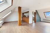 WE Dachgeschoss (n. genehm.) - 