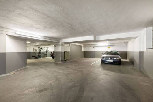 Tiefgarage - 