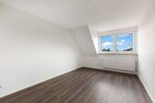 WE 3. OG frisch saniert - 