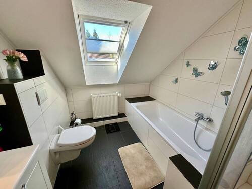 Modernes Badezimmer - 