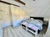 Geräumiges Schlafzimmer - 