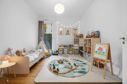 KINDERZIMMER - 4 Zimmer Terrassenwohnung in Frankfurt am Main