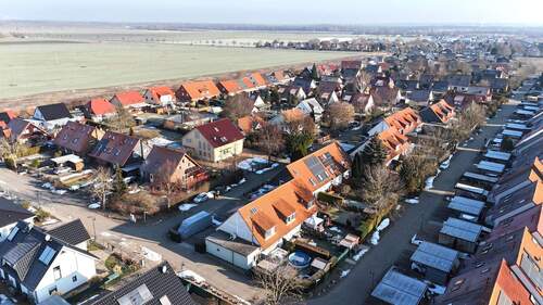 Drohnenaufnahme - Reihenmittelhaus mit 90,70 m&sup2; in Barleben zum Kaufen