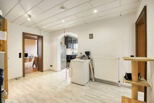 Wohnungseingang - Etagenwohnung mit 176,80 m&sup2; in Castrop-Rauxel zum Kaufen