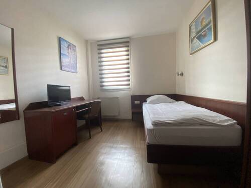 IMG_6371 2 - 1 Zimmer Mehrfamilienhaus, Wohnhaus zum Kaufen in Stuttgart