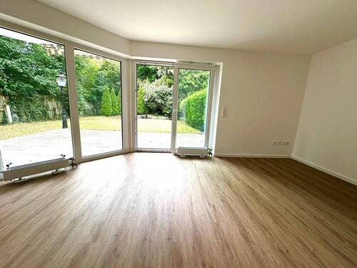 Wohnen-Garten 2.jpg - 5 Zimmer Mehrfamilienhaus, Wohnhaus in Grünwald