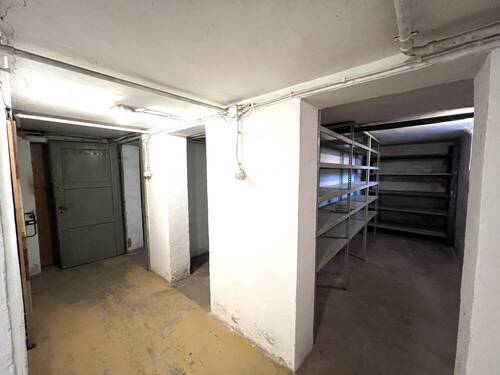 Keller rechtes Haus - 