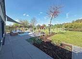 Terrasse mit Gartenansicht - 