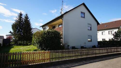 Ansicht - Renovierungsbedürftiges Dreifamilienhaus in Kagers