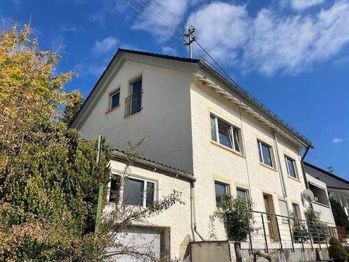 Ansicht - 7 Zimmer Einfamilienhaus zum Kaufen in Zwiefalten