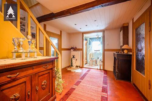 Flur EG - 7 Zimmer Bauernhaus, Landhaus in Straßberg