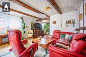 Wohnzimmer EG - Bauernhaus, Landhaus mit 230,00 m&sup2; in Straßberg zum Kaufen