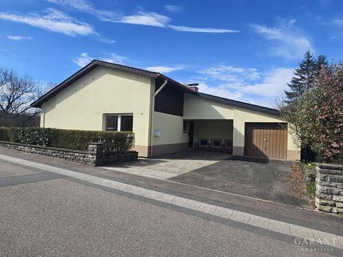 Aussenansicht - 7 Zimmer Einfamilienhaus zum Kaufen in Möckmühl