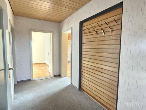 Eingansbereich - 7 Zimmer Einfamilienhaus in Möckmühl