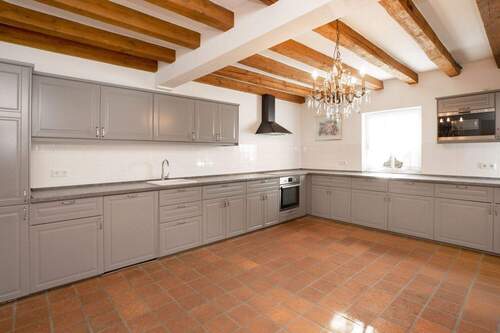  Küche - Einfamilienhaus mit 404,60 m&sup2; in Dietzenbach zum Kaufen