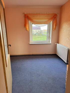OG - Kinderzimmer mit Ankleidezimmer - 