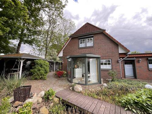 Außenansicht (Fronteingang) - 5 Zimmer Einfamilienhaus in Thedinghausen
